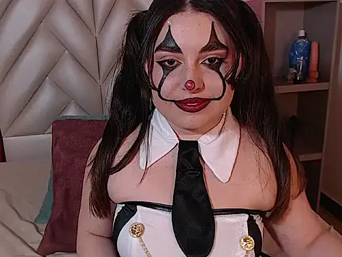 Vicluxxx online show from October 31, 2025, 2:29 pm