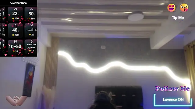 miyu charlotte online show from October 7, 2025, 9:45 pm