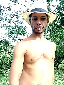 Snapshot of AlphaAlterX chatting on January 13, 2026, 2:22 pm AlphaAlterX online show from January 13, 2026, 2:22 pm