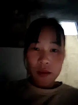 Snapshot of ALIENHR38 chatting on October 8, 2025, 1:20 pm ALIENHR38 online show from October 8, 2025, 1:20 pm