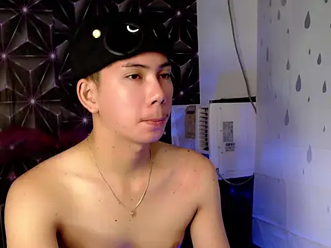 ursweet jade online show from October 28, 2025, 10:52 am