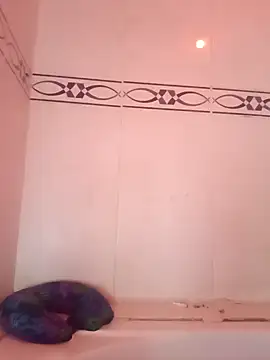 mamasitapetite online show from April 4, 2026, 4:55 am