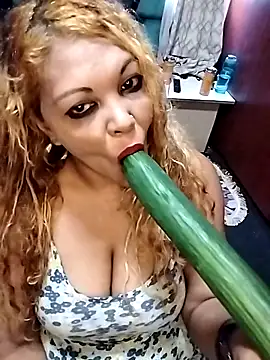 hemilynthomas2467 online show from December 22, 2025, 9:39 am