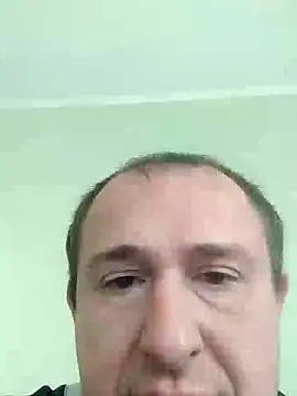 zurab39 online show from October 7, 2025, 7:49 am