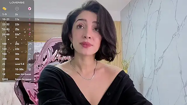 Snapshot of sara_lopez_s chatting on April 23, 2026, 1:57 pm sara lopez s online show from April 23, 2026, 1:57 pm