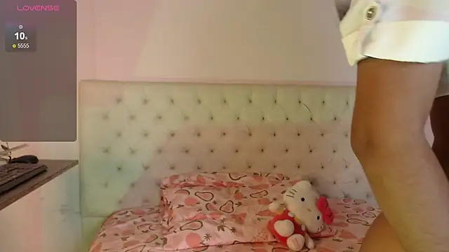 kiity horny  online show from March 25, 2026, 11:05 am