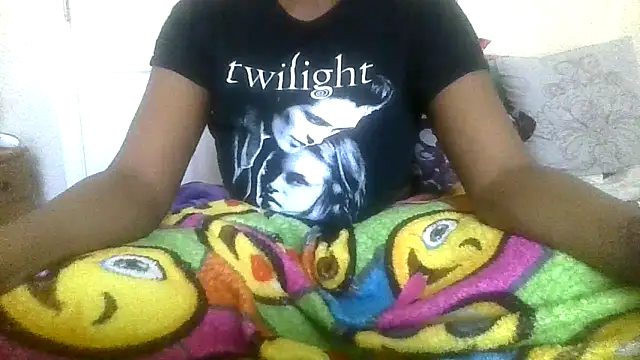 Snapshot of prettymaa chatting on December 22, 2025, 5:32 pm prettymaa online show from December 22, 2025, 5:32 pm