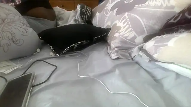 Snapshot of prettymaa chatting on January 6, 2026, 6:44 pm prettymaa online show from January 6, 2026, 6:44 pm