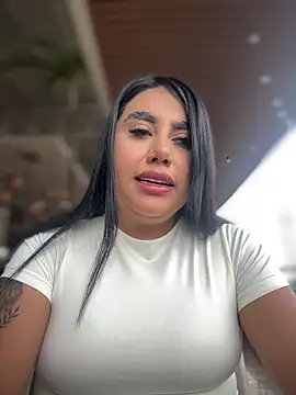 Sophie Dreamss online show from December 17, 2025, 7:42 pm