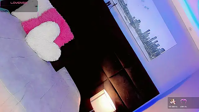 Nauthy girl online show from January 12, 2026, 12:43 pm