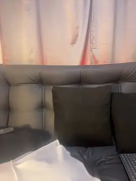 Snapshot of Skarlett_12_ chatting on February 2, 2026, 10:36 am Skarlett 12 online show from February 2, 2026, 10:36 am