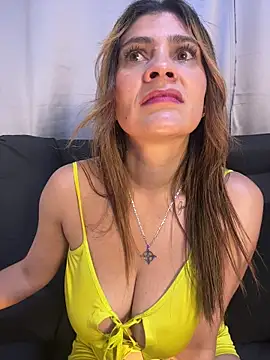 Snapshot of Skarlett_12_ chatting on February 10, 2026, 10:47 pm Skarlett 12 online show from February 10, 2026, 10:47 pm