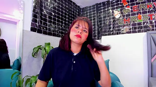 Sofia villareal online show from December 15, 2025, 12:53 pm