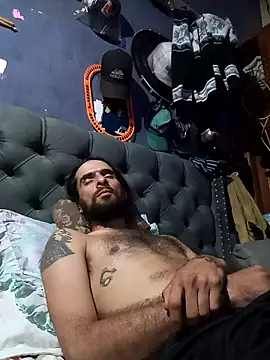 Snapshot of hairy_mannn chatting on January 11, 2026, 12:43 pm hairy mannn online show from January 11, 2026, 12:43 pm