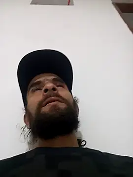 Snapshot of hairy_mannn chatting on January 15, 2026, 5:01 am hairy mannn online show from January 15, 2026, 5:01 am