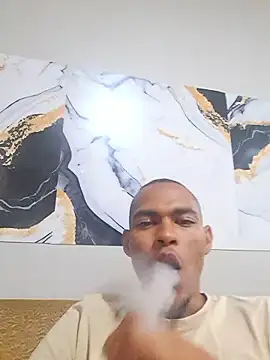 Snapshot of LuciousLyon chatting on January 14, 2026, 9:52 pm LuciousLyon online show from January 14, 2026, 9:52 pm