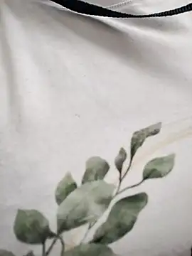 Snapshot of roxyrougee chatting on October 31, 2025, 5:25 pm roxyrougee online show from October 31, 2025, 5:25 pm