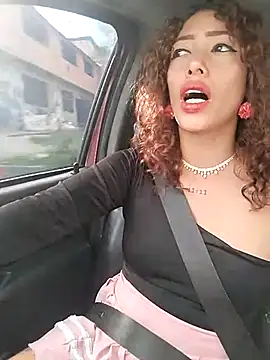 Snapshot of roxyrougee chatting on December 13, 2025, 7:53 pm roxyrougee online show from December 13, 2025, 7:53 pm