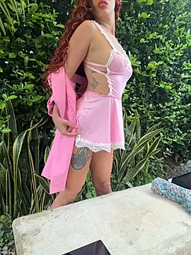 Snapshot of roxyrougee chatting on June 3, 2026, 12:30 pm roxyrougee online show from June 3, 2026, 12:30 pm