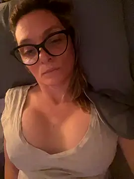 Snapshot of na1801 chatting on November 6, 2025, 2:23 am na1801 online show from November 6, 2025, 2:23 am