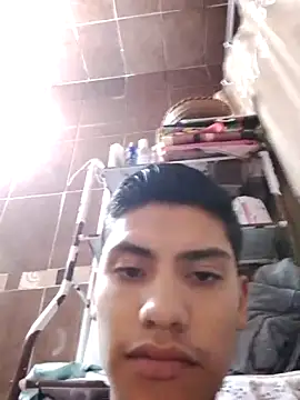 aispuro8505 online show from November 27, 2025, 8:27 am