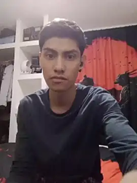 aispuro8505 online show from April 3, 2026, 7:06 am