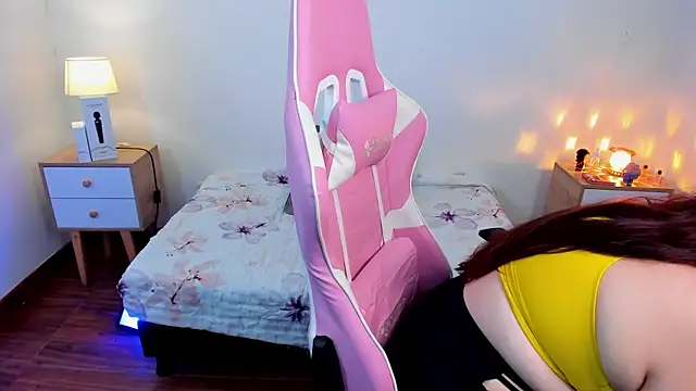 Snapshot of SofiFlex chatting on November 12, 2025, 3:29 am SofiFlex online show from November 12, 2025, 3:29 am