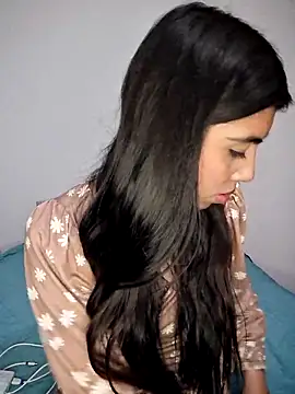 DianeSuns  online show from April 2, 2026, 4:21 am