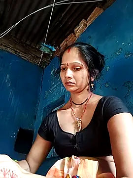 Snapshot of Jooli_xx chatting on September 9, 2025, 2:22 am Jooli xx online show from September 9, 2025, 2:22 am