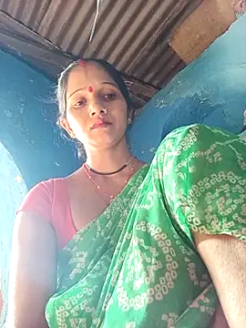 Snapshot of Jooli_xx chatting on September 17, 2025, 3:41 am Jooli xx online show from September 17, 2025, 3:41 am