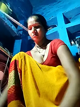 Snapshot of Jooli_xx chatting on September 22, 2025, 11:18 pm Jooli xx online show from September 22, 2025, 11:18 pm