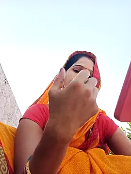 Snapshot of Jooli_xx chatting on September 25, 2025, 1:42 am Jooli xx online show from September 25, 2025, 1:42 am