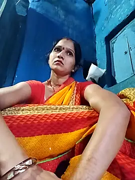 Snapshot of Jooli_xx chatting on September 27, 2025, 12:21 pm Jooli xx online show from September 27, 2025, 12:21 pm