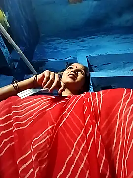 Snapshot of Jooli_xx chatting on September 28, 2025, 1:05 pm Jooli xx online show from September 28, 2025, 1:05 pm