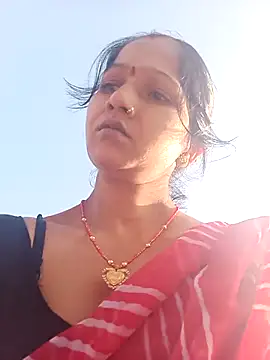 Snapshot of Jooli_xx chatting on October 7, 2025, 2:53 am Jooli xx online show from October 7, 2025, 2:53 am