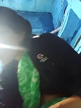 Snapshot of Jooli_xx chatting on October 15, 2025, 2:06 pm Jooli xx online show from October 15, 2025, 2:06 pm