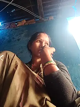 Snapshot of Jooli_xx chatting on October 26, 2025, 3:45 am Jooli xx online show from October 26, 2025, 3:45 am