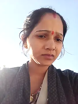 Snapshot of Jooli_xx chatting on November 8, 2025, 2:34 am Jooli xx online show from November 8, 2025, 2:34 am