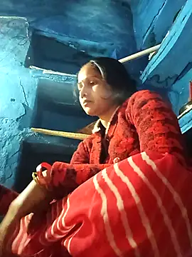 Snapshot of Jooli_xx chatting on November 18, 2025, 3:01 am Jooli xx online show from November 18, 2025, 3:01 am