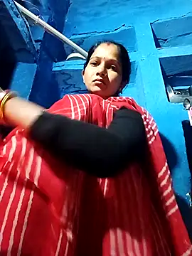 Snapshot of Jooli_xx chatting on November 23, 2025, 12:54 am Jooli xx online show from November 23, 2025, 12:54 am