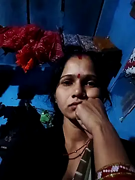 Snapshot of Jooli_xx chatting on November 23, 2025, 11:15 pm Jooli xx online show from November 23, 2025, 11:15 pm