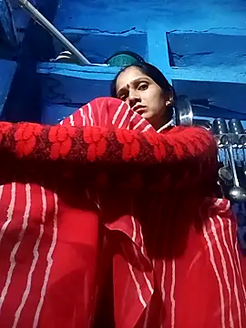 Snapshot of Jooli_xx chatting on November 25, 2025, 12:49 pm Jooli xx online show from November 25, 2025, 12:49 pm