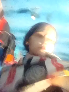 Snapshot of Jooli_xx chatting on November 27, 2025, 12:40 pm Jooli xx online show from November 27, 2025, 12:40 pm