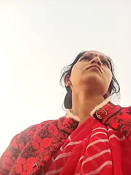 Snapshot of Jooli_xx chatting on December 4, 2025, 2:04 pm Jooli xx online show from December 4, 2025, 2:04 pm