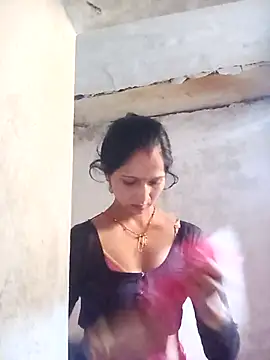 Snapshot of Jooli_xx chatting on December 5, 2025, 2:09 am Jooli xx online show from December 5, 2025, 2:09 am