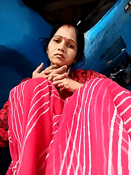 Jooli xx online show from December 18, 2025, 2:28 am