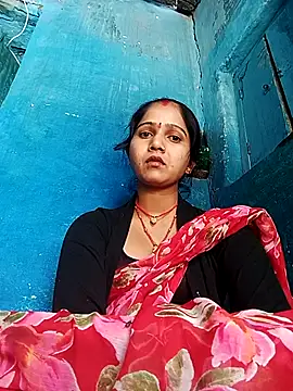 Jooli xx online show from March 26, 2026, 3:56 am