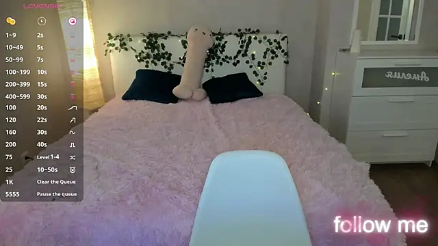 LightStar 18 online show from September 18, 2025, 7:54 am