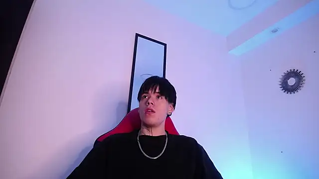 Snapshot of Anhonymus_ chatting on November 10, 2025, 3:38 am Anhonymus online show from November 10, 2025, 3:38 am