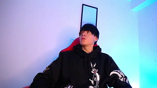 Snapshot of Anhonymus_ chatting on November 18, 2025, 3:34 am Anhonymus online show from November 18, 2025, 3:34 am